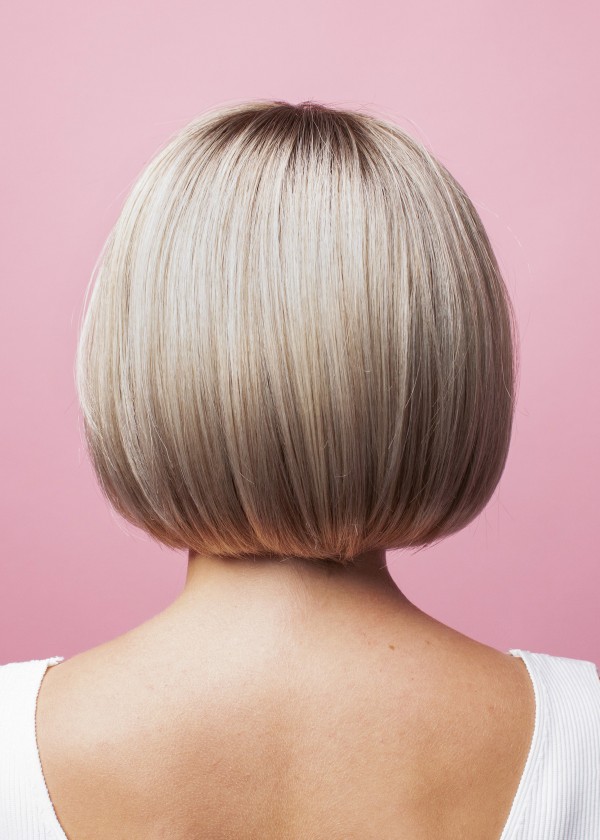 Mittellange blonde Synthetikperücke -Joanna- Online-Shop