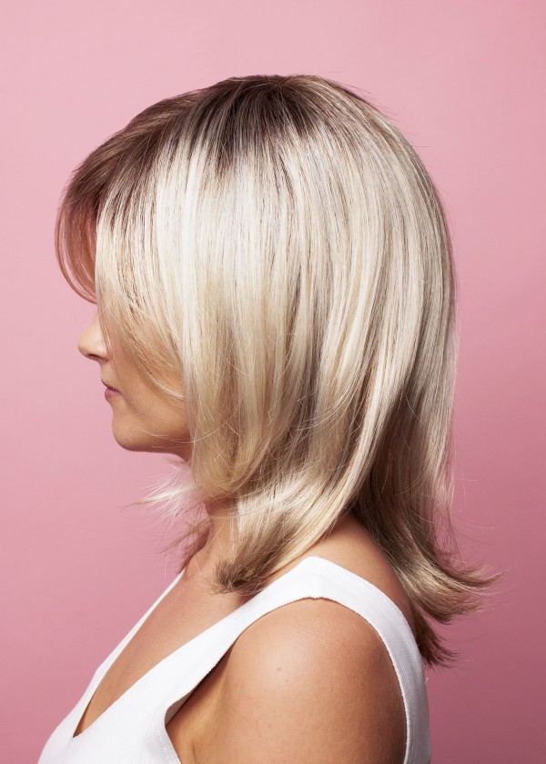 Blonde Kunsthaarperücke - mit Ansatz - Onlineshop