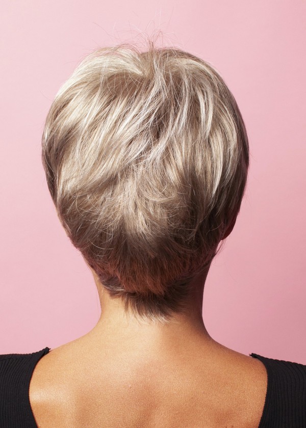 Kurze blonde Synthetikperücke - Laura - Online-Shop