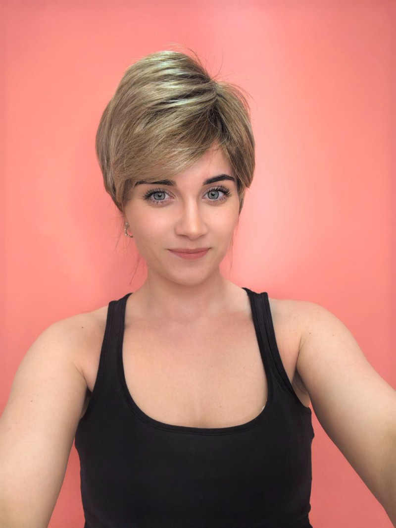 Syntetická parochňa - blond s odrastom - Internetový obchod