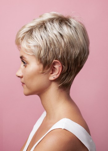 Krótka peruka blond syntetyczna - Kenza II - Sklep internetowy online