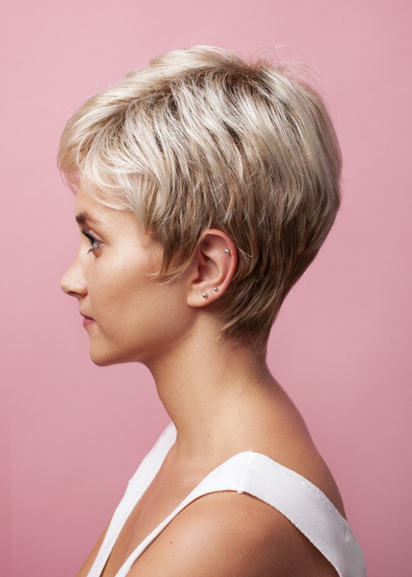 Kurze blonde Kunsthaarperücke - Kenza II - Online-Shop
