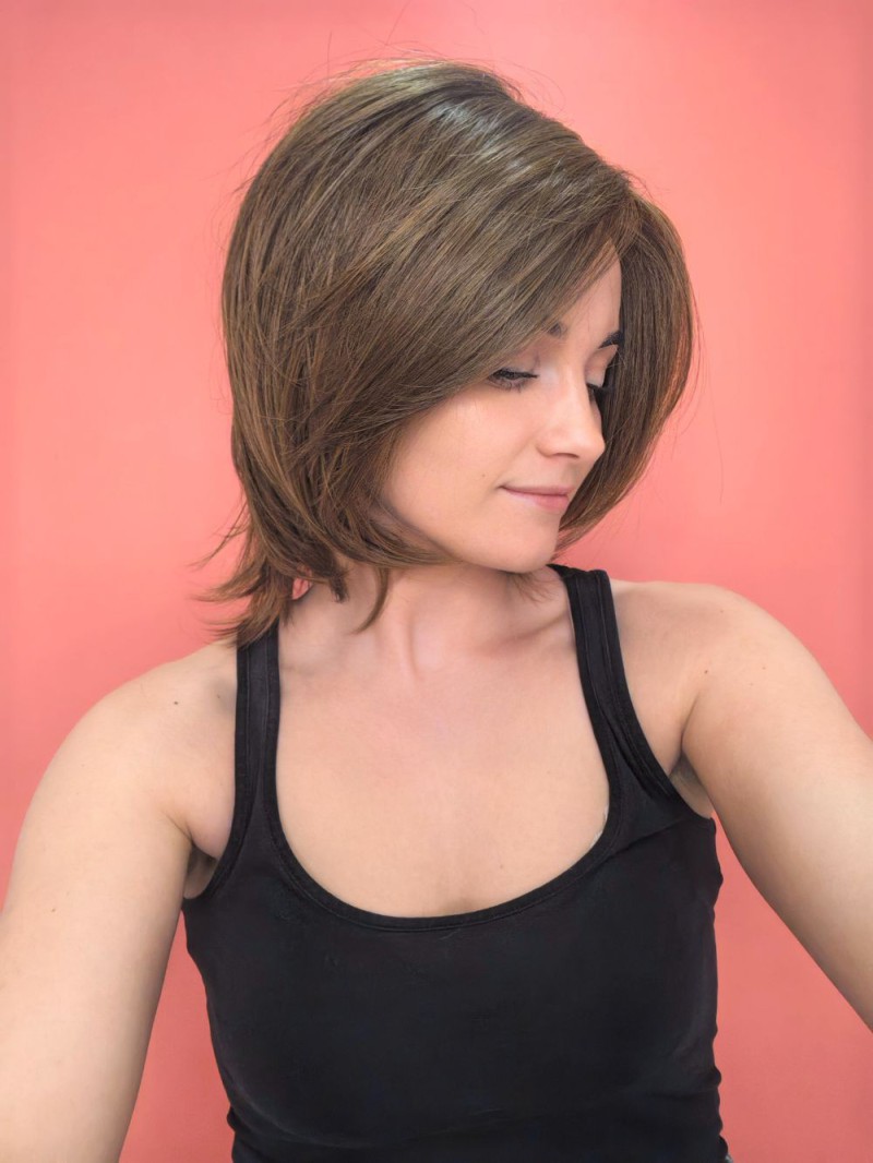 Synthetic wig - light brown - Online store