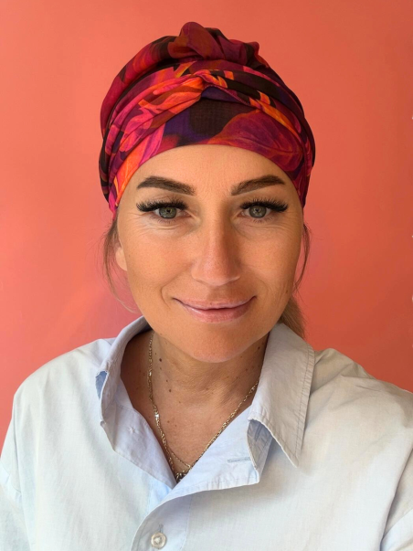 Szyfonowy turban z szarfami