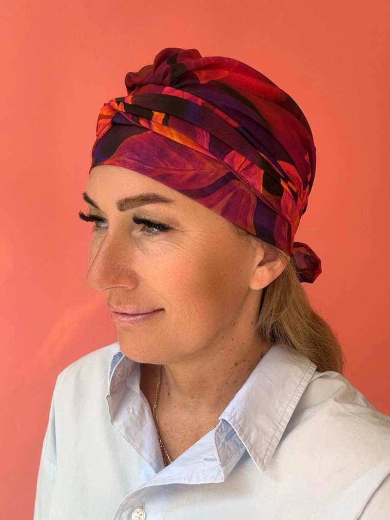 Szyfonowy turban z szarfami