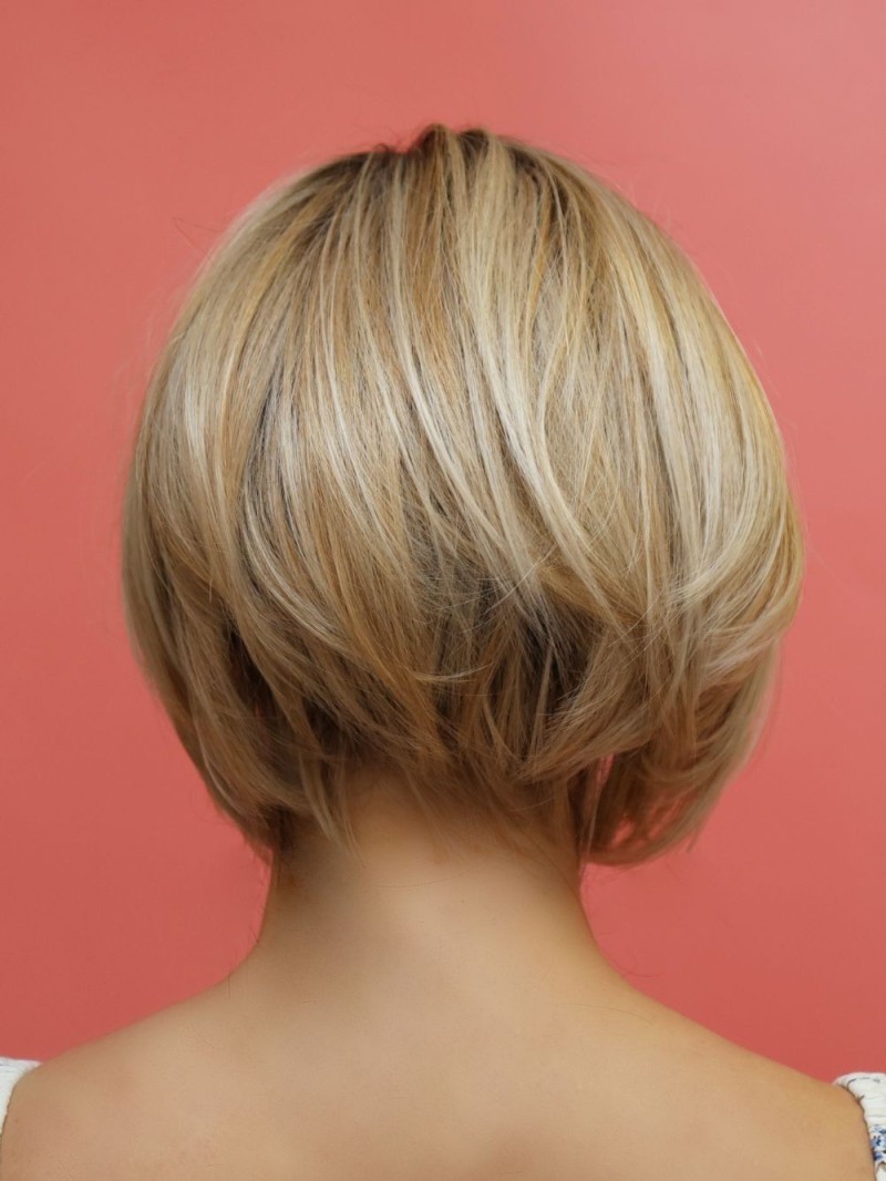 Syntetyczna, termoodporna peruka perłowy blond z naturalnym odrostem - Tatiana