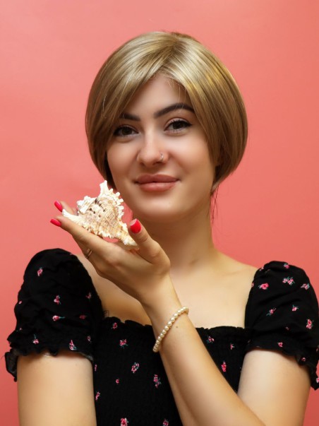 Synthetic wig - with bangs - Online Store