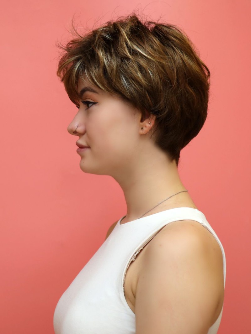 Короткий перука - синтетичний - Інтернет-магазин Польща