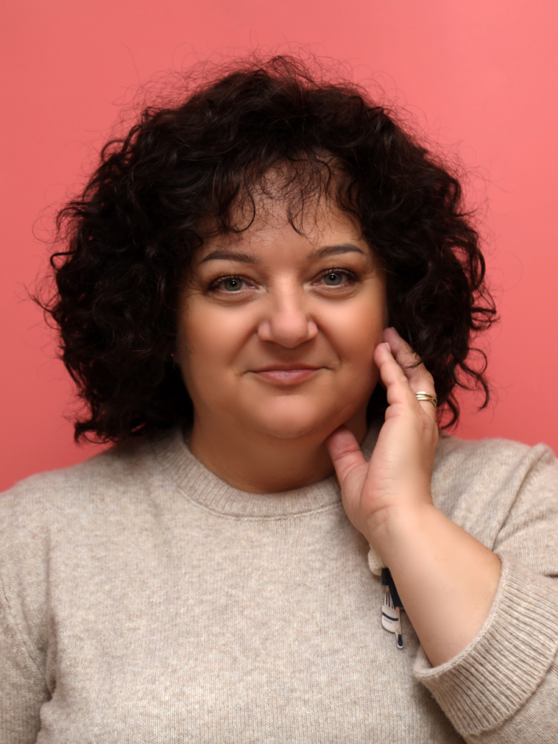 Wig curly synthetic hair brown - online store