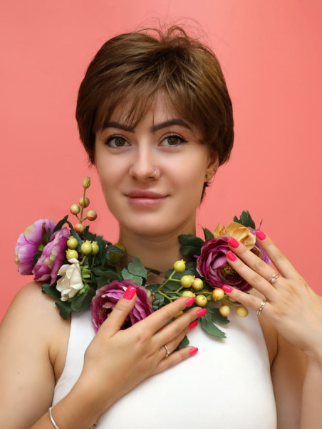 Synthetic wig - with bangs - Online Store