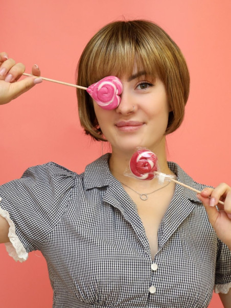 Peruka syntetyczna - z grzywką - sklep internetowy