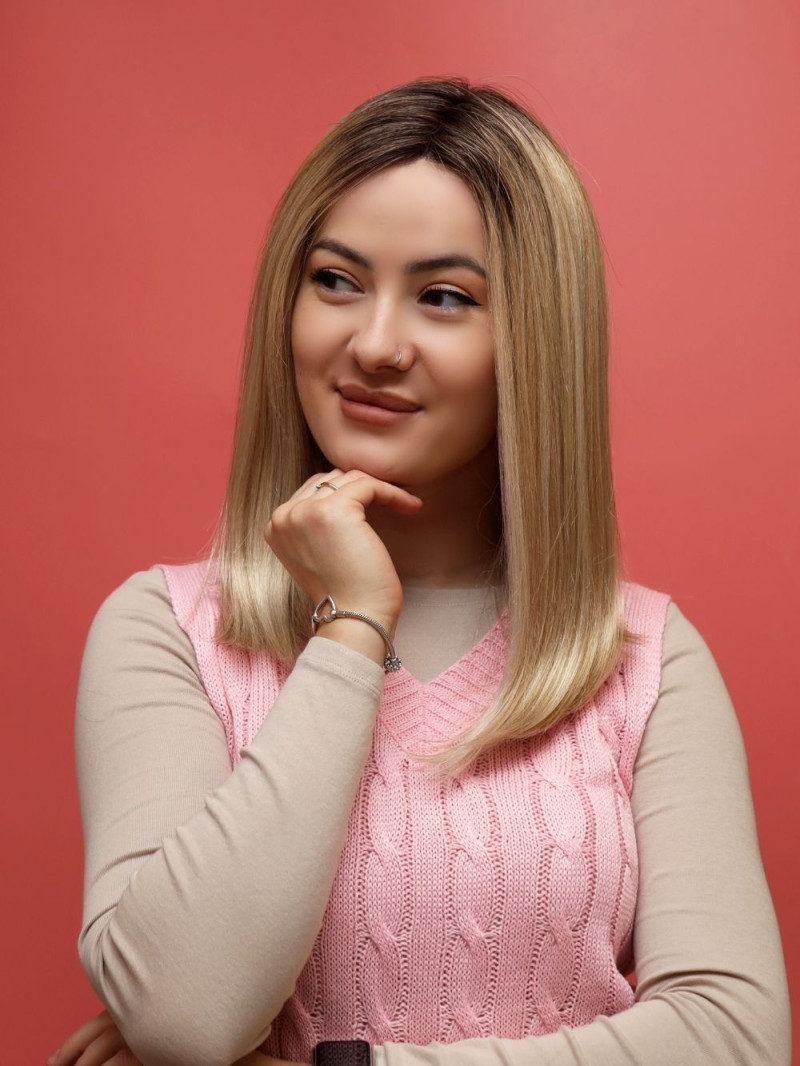 Syntetická parochňa - blond - Internetový obchod Poľsko